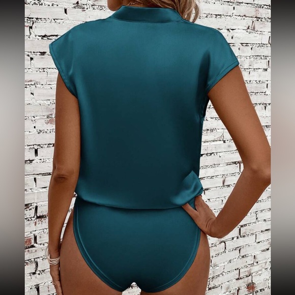 COPY - Luxe draped bodysuit - Picture 12 of 15